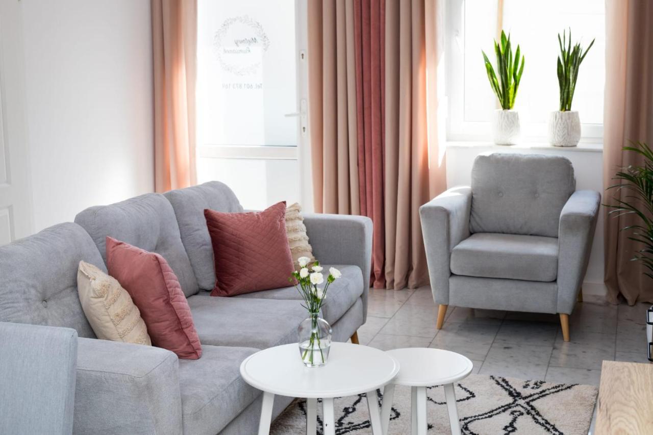 Apartament Mietowy Rumianek Lwowek ภายนอก รูปภาพ
